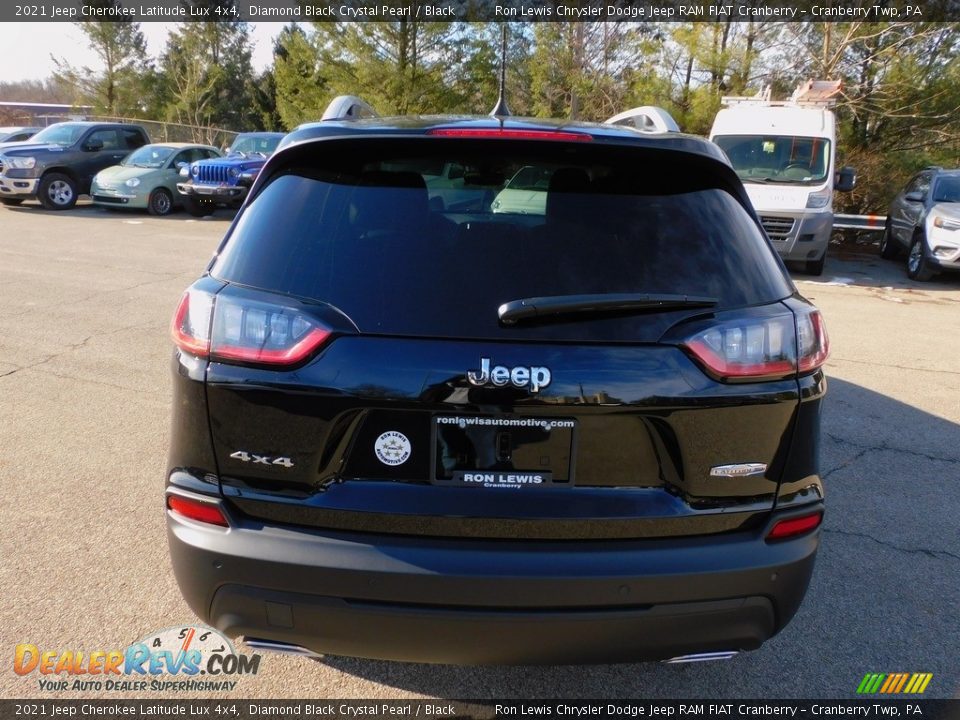 2021 Jeep Cherokee Latitude Lux 4x4 Diamond Black Crystal Pearl / Black Photo #6