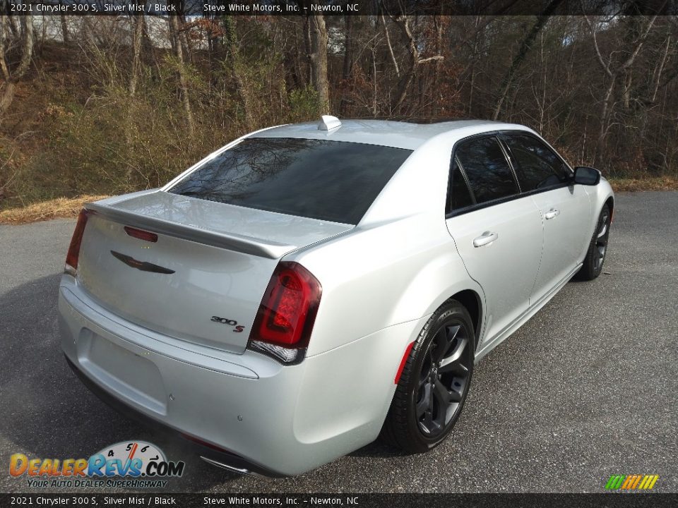 2021 Chrysler 300 S Silver Mist / Black Photo #7