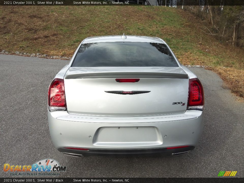 2021 Chrysler 300 S Silver Mist / Black Photo #8
