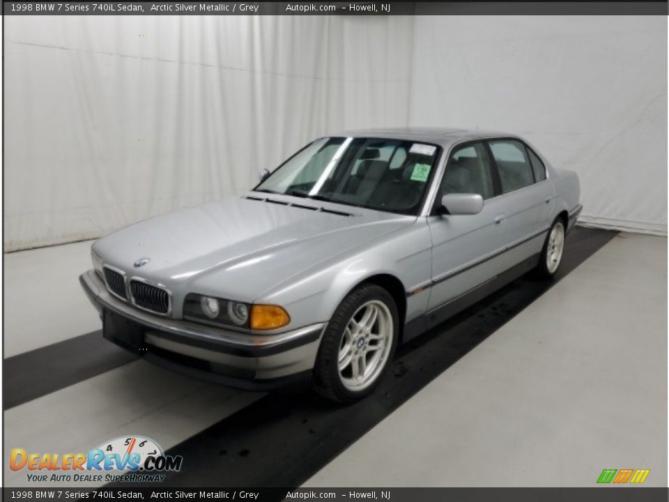 1998 BMW 7 Series 740iL Sedan Arctic Silver Metallic / Grey Photo #1