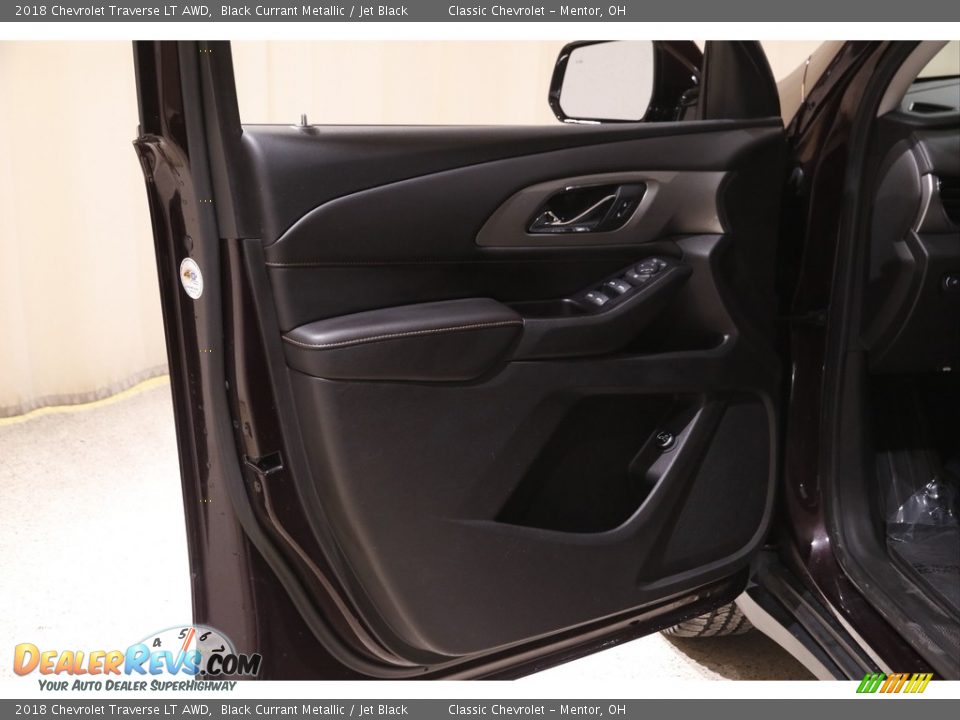 2018 Chevrolet Traverse LT AWD Black Currant Metallic / Jet Black Photo #4