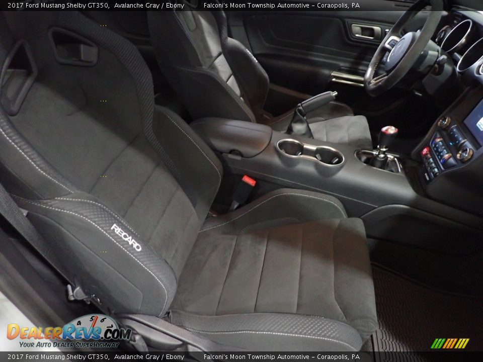 Front Seat of 2017 Ford Mustang Shelby GT350 Photo #10