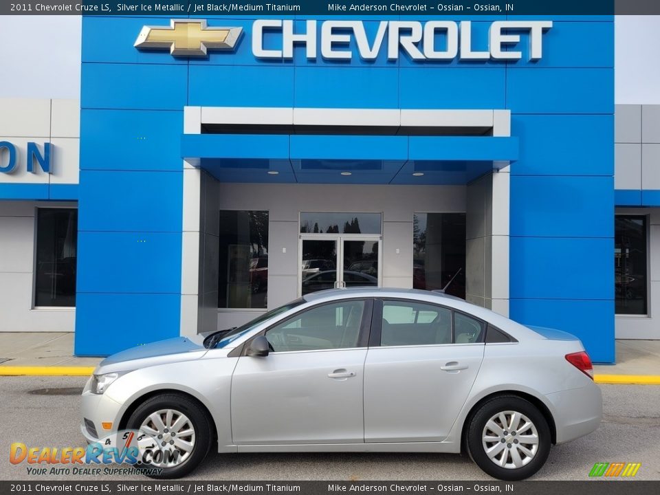 2011 Chevrolet Cruze LS Silver Ice Metallic / Jet Black/Medium Titanium Photo #1