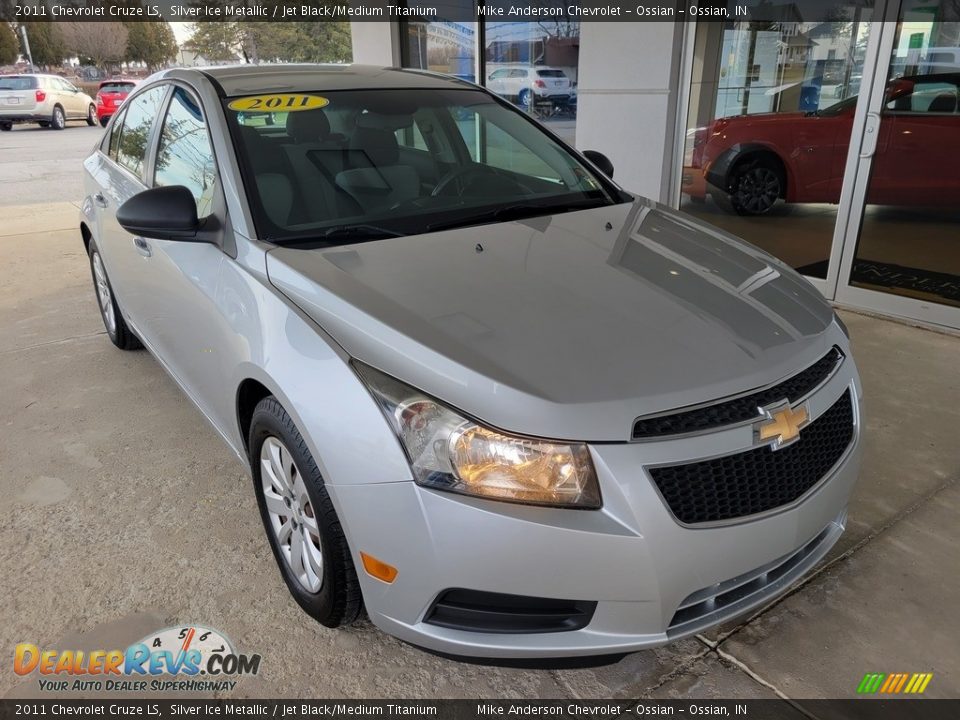 2011 Chevrolet Cruze LS Silver Ice Metallic / Jet Black/Medium Titanium Photo #2