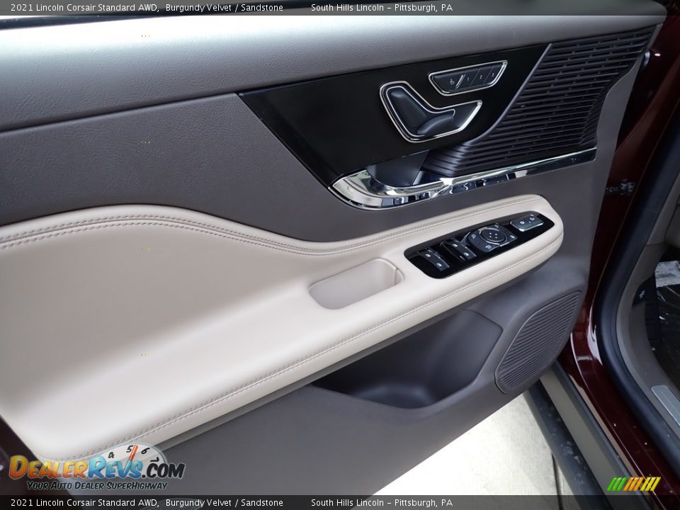 2021 Lincoln Corsair Standard AWD Burgundy Velvet / Sandstone Photo #18