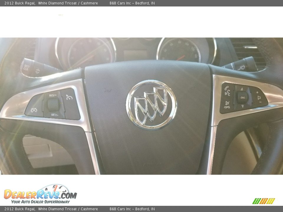 2012 Buick Regal White Diamond Tricoat / Cashmere Photo #11