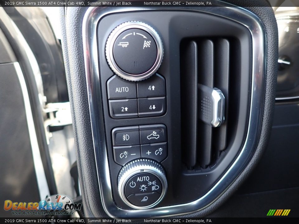 2019 GMC Sierra 1500 AT4 Crew Cab 4WD Summit White / Jet Black Photo #22