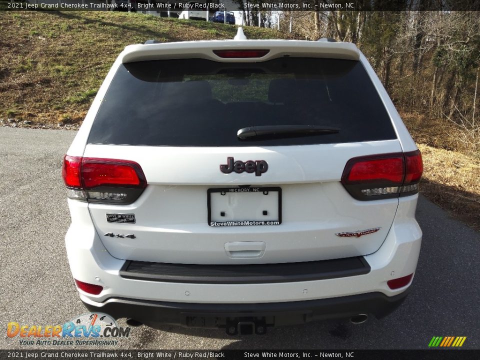 2021 Jeep Grand Cherokee Trailhawk 4x4 Bright White / Ruby Red/Black Photo #7