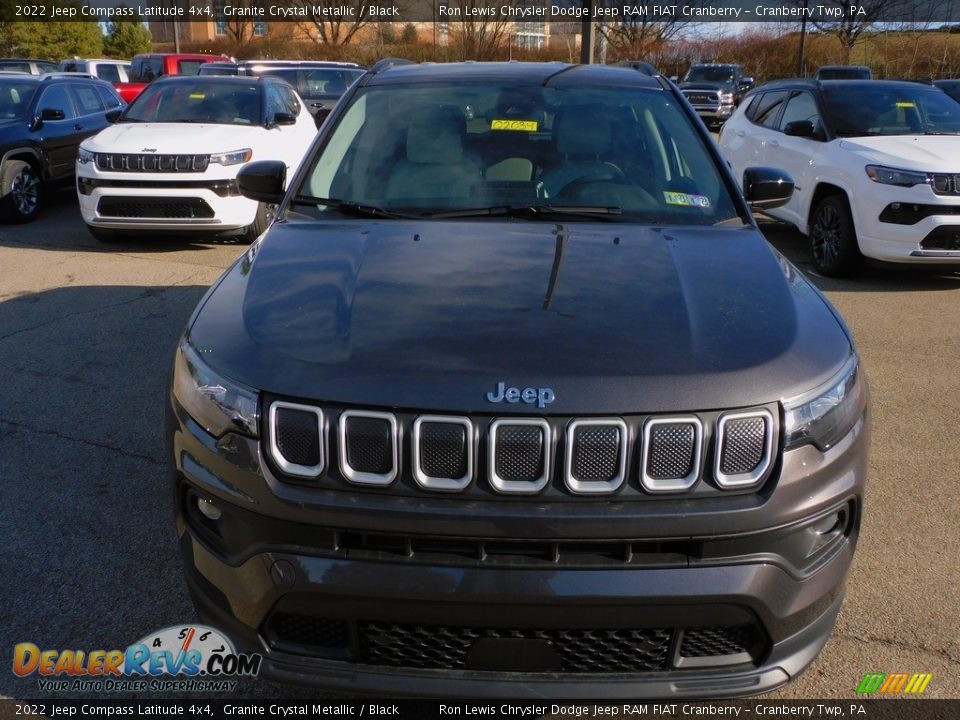 2022 Jeep Compass Latitude 4x4 Granite Crystal Metallic / Black Photo #2