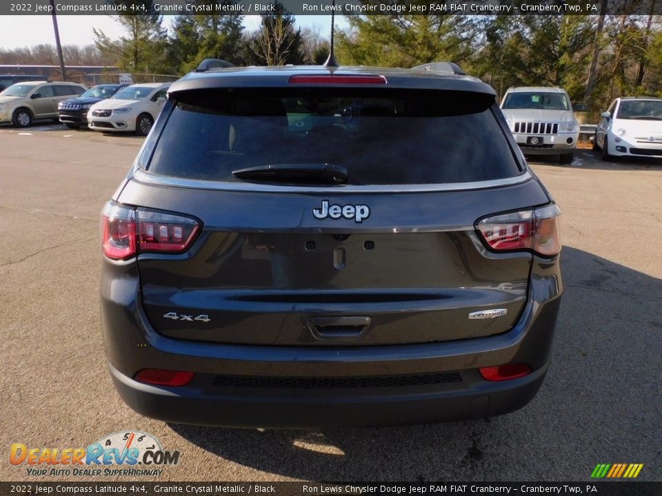 2022 Jeep Compass Latitude 4x4 Granite Crystal Metallic / Black Photo #6