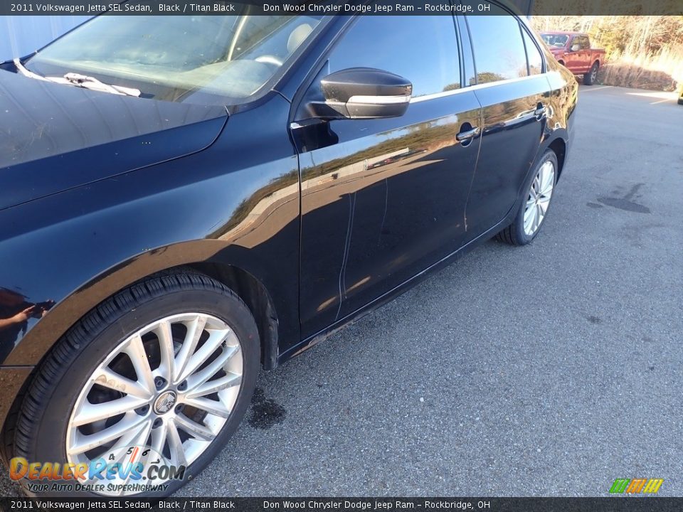 2011 Volkswagen Jetta SEL Sedan Black / Titan Black Photo #8