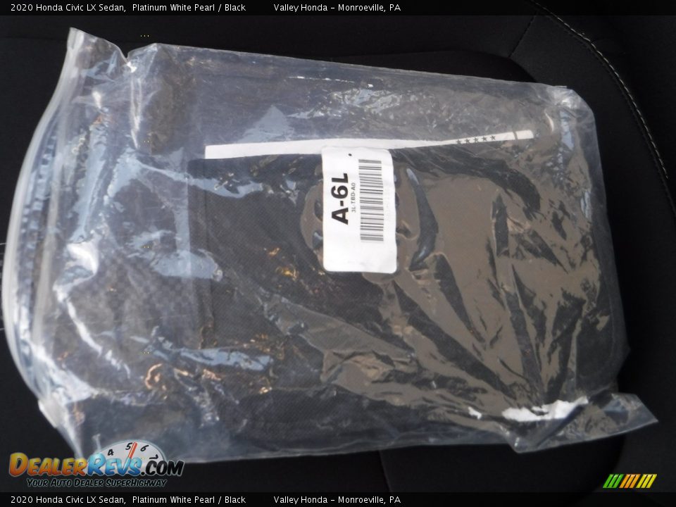 2020 Honda Civic LX Sedan Platinum White Pearl / Black Photo #23