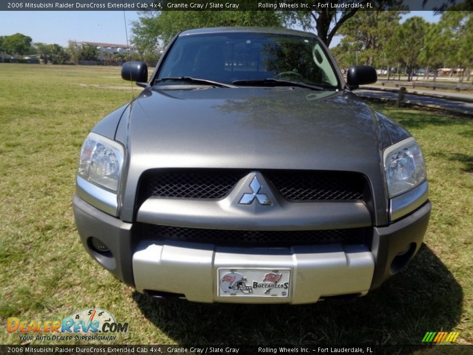 2006 Mitsubishi Raider DuroCross Extended Cab 4x4 Granite Gray / Slate Gray Photo #20