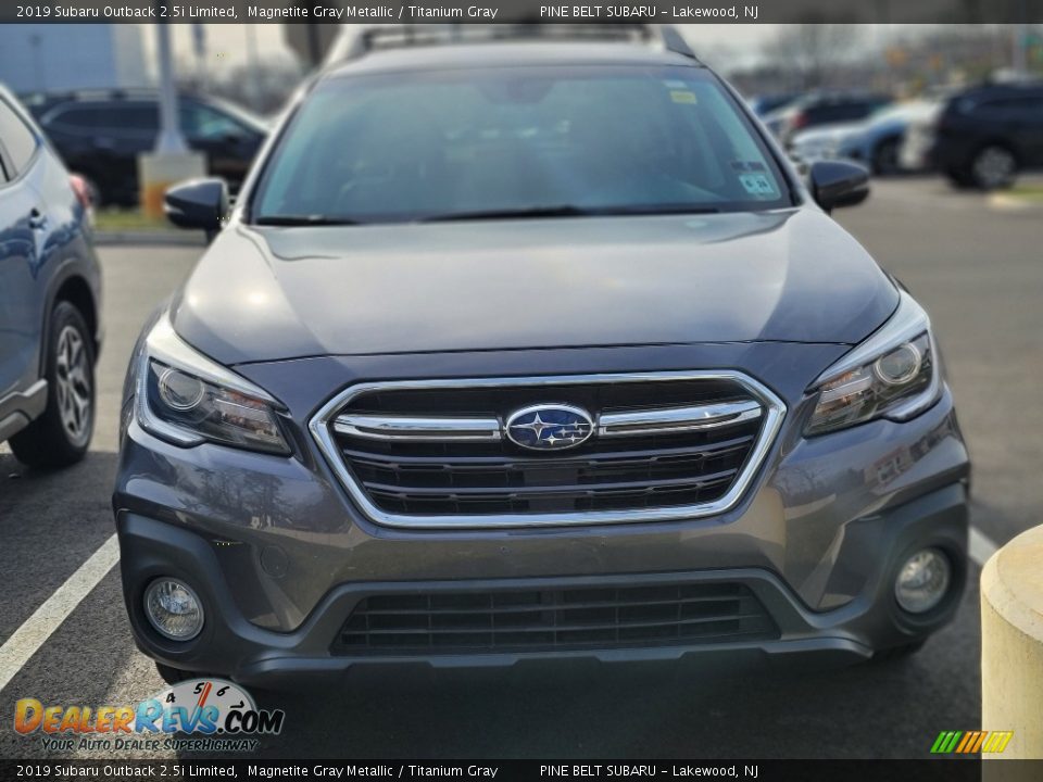 2019 Subaru Outback 2.5i Limited Magnetite Gray Metallic / Titanium Gray Photo #2