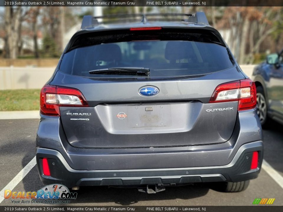 2019 Subaru Outback 2.5i Limited Magnetite Gray Metallic / Titanium Gray Photo #5