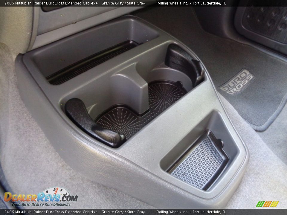 2006 Mitsubishi Raider DuroCross Extended Cab 4x4 Granite Gray / Slate Gray Photo #36