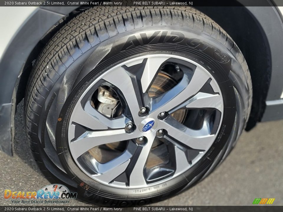 2020 Subaru Outback 2.5i Limited Crystal White Pearl / Warm Ivory Photo #31