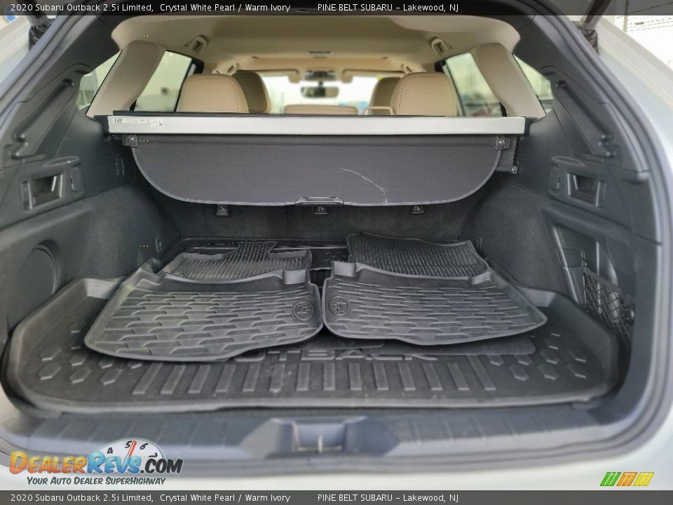 2020 Subaru Outback 2.5i Limited Crystal White Pearl / Warm Ivory Photo #32