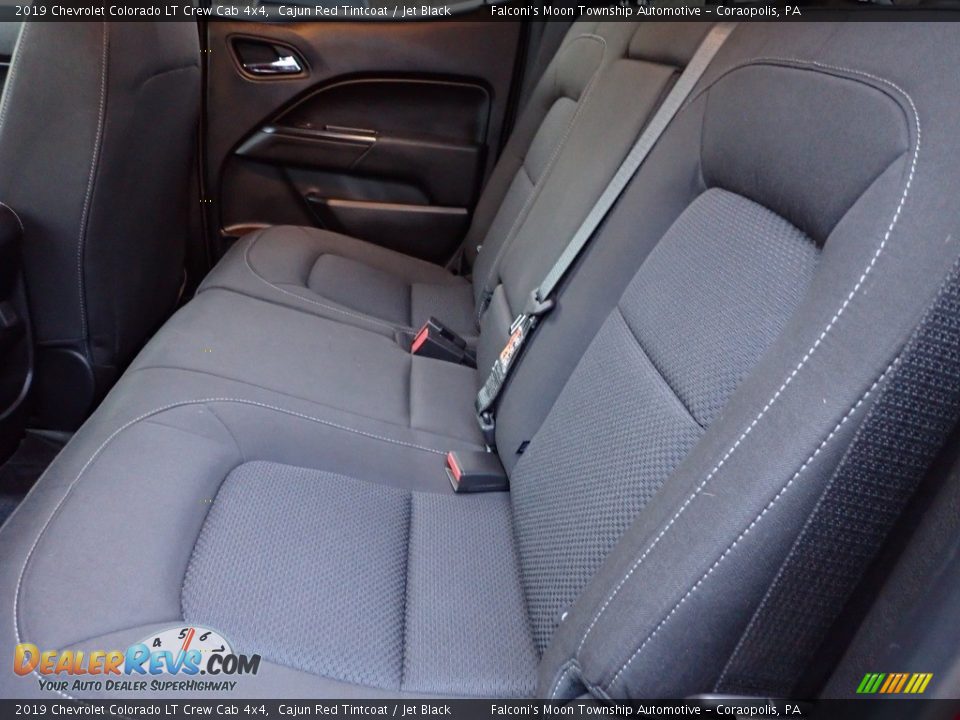 Rear Seat of 2019 Chevrolet Colorado LT Crew Cab 4x4 Photo #18