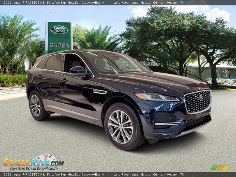 Front 3/4 View of 2022 Jaguar F-PACE P250 S Photo #12