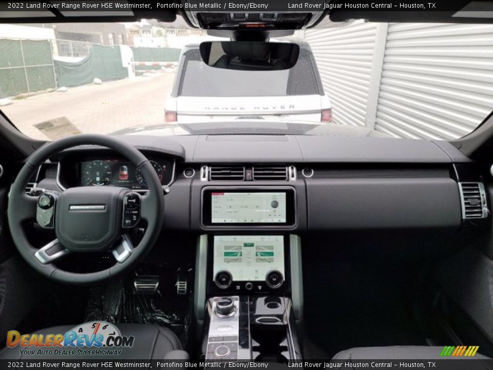 Dashboard of 2022 Land Rover Range Rover HSE Westminster Photo #4