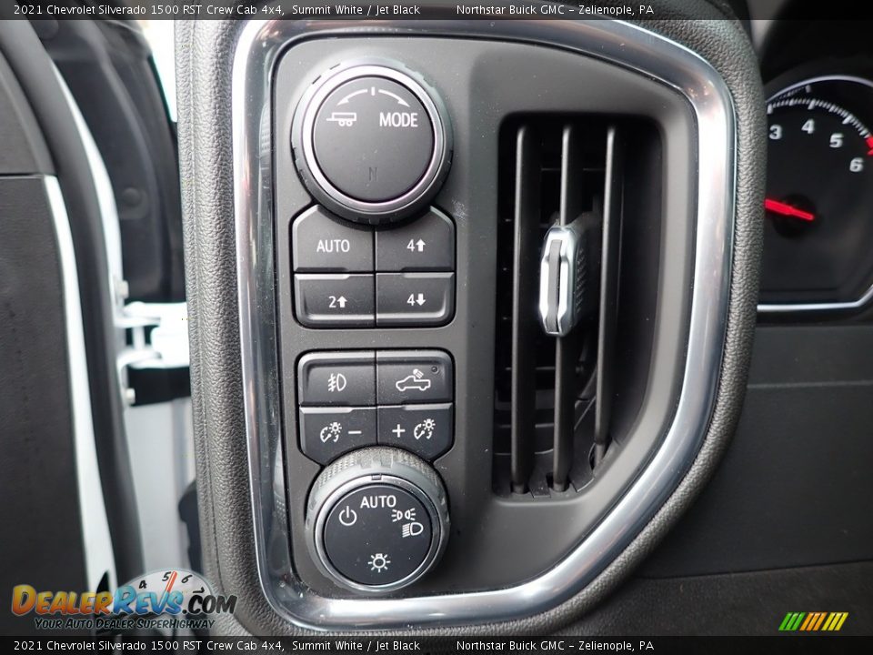 Controls of 2021 Chevrolet Silverado 1500 RST Crew Cab 4x4 Photo #21