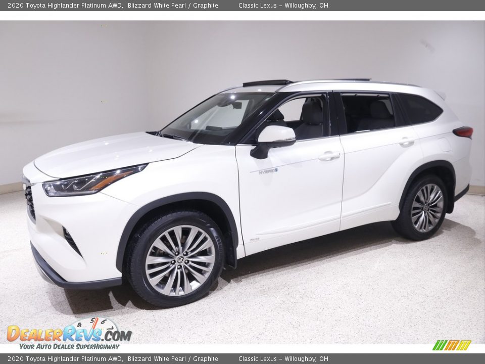 2020 Toyota Highlander Platinum AWD Blizzard White Pearl / Graphite Photo #3