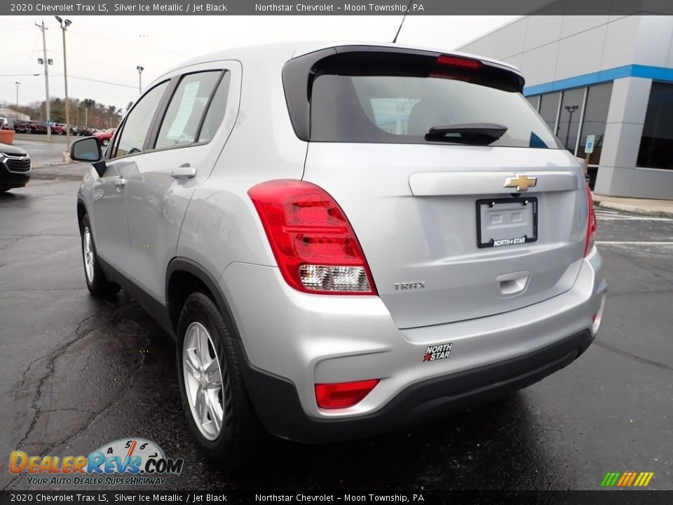 2020 Chevrolet Trax LS Silver Ice Metallic / Jet Black Photo #5