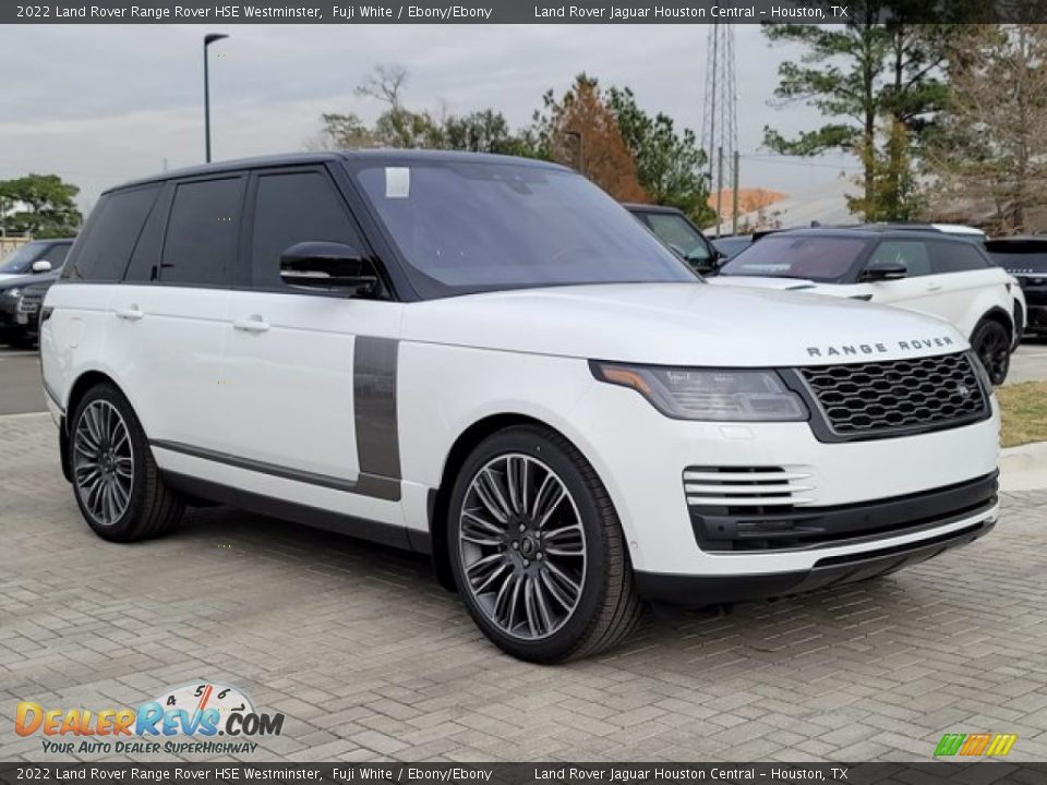 Front 3/4 View of 2022 Land Rover Range Rover HSE Westminster Photo #12