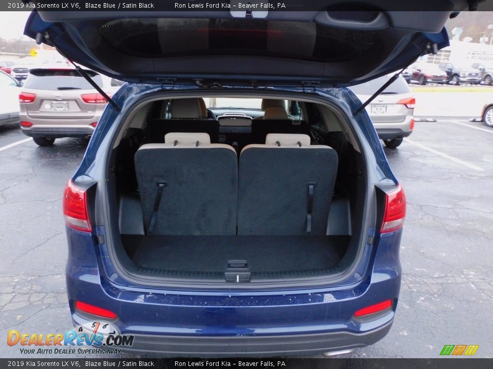 2019 Kia Sorento LX V6 Blaze Blue / Satin Black Photo #4