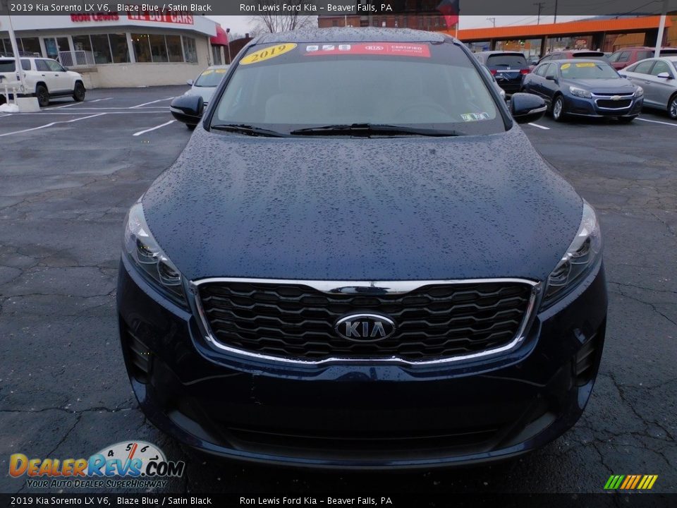 2019 Kia Sorento LX V6 Blaze Blue / Satin Black Photo #8