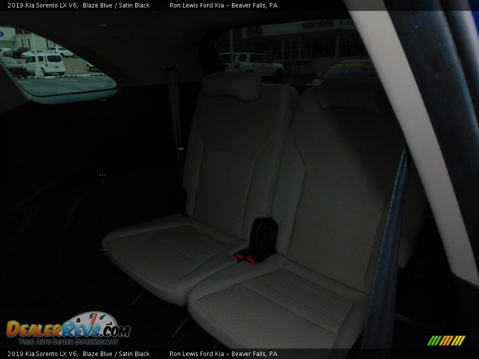 2019 Kia Sorento LX V6 Blaze Blue / Satin Black Photo #13