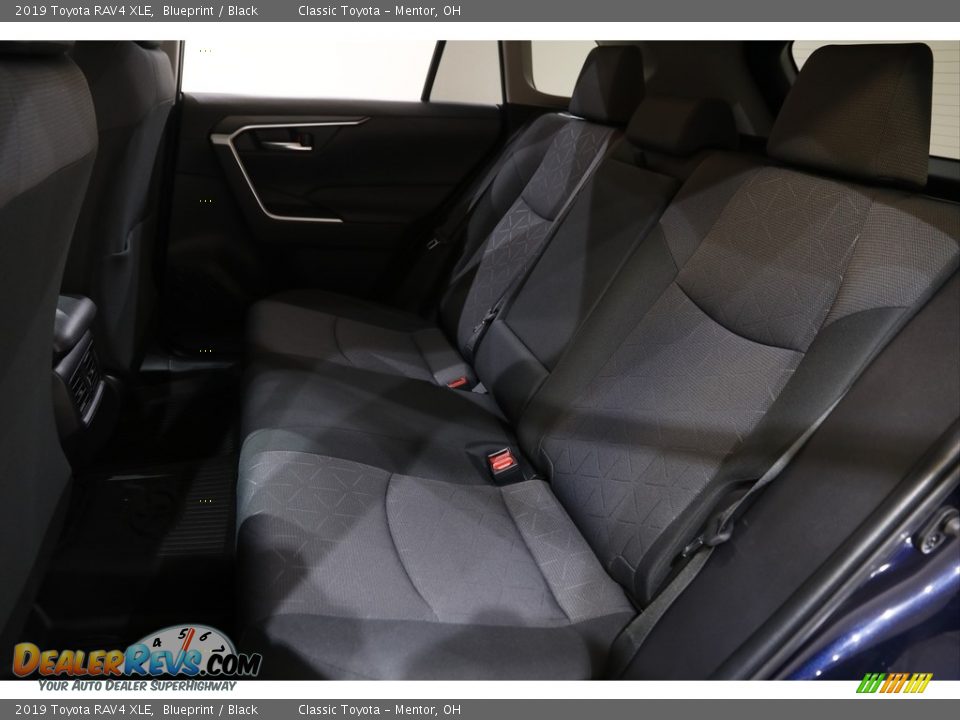 2019 Toyota RAV4 XLE Blueprint / Black Photo #16