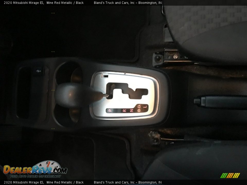 2020 Mitsubishi Mirage ES Shifter Photo #19