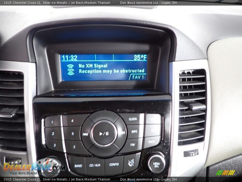 2015 Chevrolet Cruze LS Silver Ice Metallic / Jet Black/Medium Titanium Photo #19