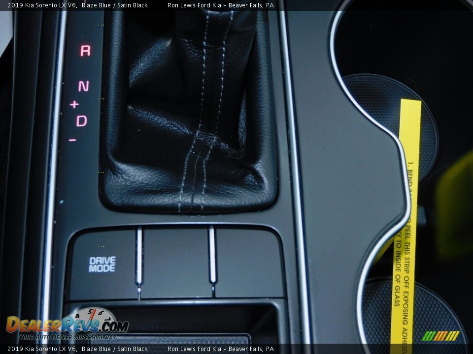 2019 Kia Sorento LX V6 Blaze Blue / Satin Black Photo #19