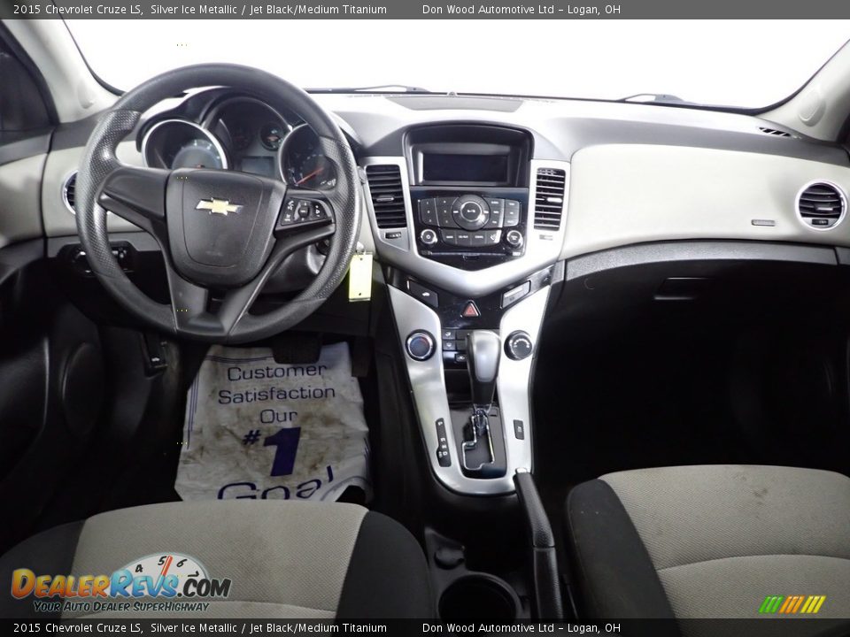 2015 Chevrolet Cruze LS Silver Ice Metallic / Jet Black/Medium Titanium Photo #26