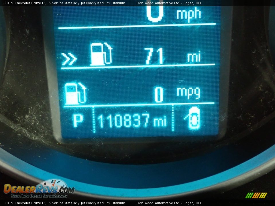 2015 Chevrolet Cruze LS Silver Ice Metallic / Jet Black/Medium Titanium Photo #33