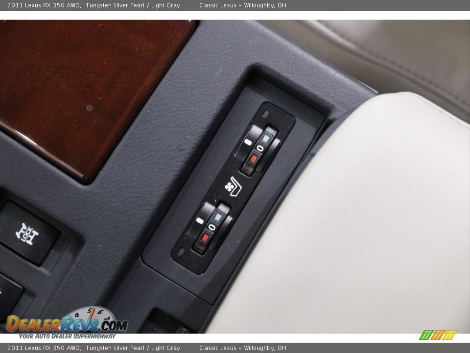 2011 Lexus RX 350 AWD Tungsten Silver Pearl / Light Gray Photo #17
