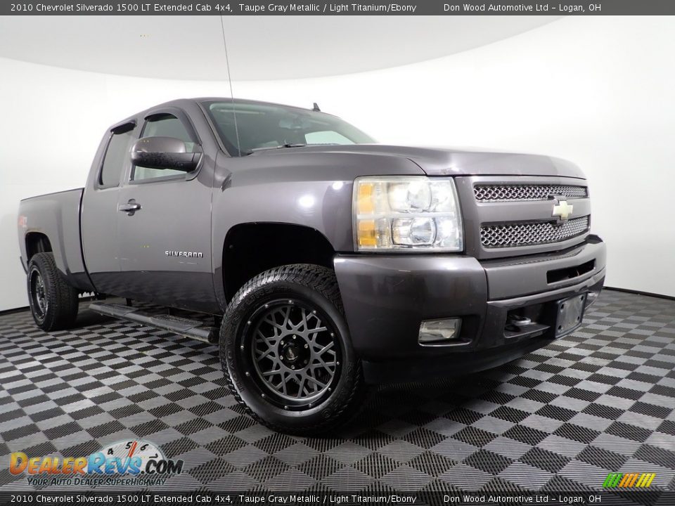 2010 Chevrolet Silverado 1500 LT Extended Cab 4x4 Taupe Gray Metallic / Light Titanium/Ebony Photo #2