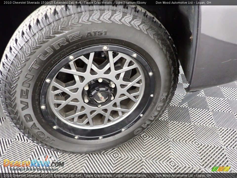 2010 Chevrolet Silverado 1500 LT Extended Cab 4x4 Taupe Gray Metallic / Light Titanium/Ebony Photo #31