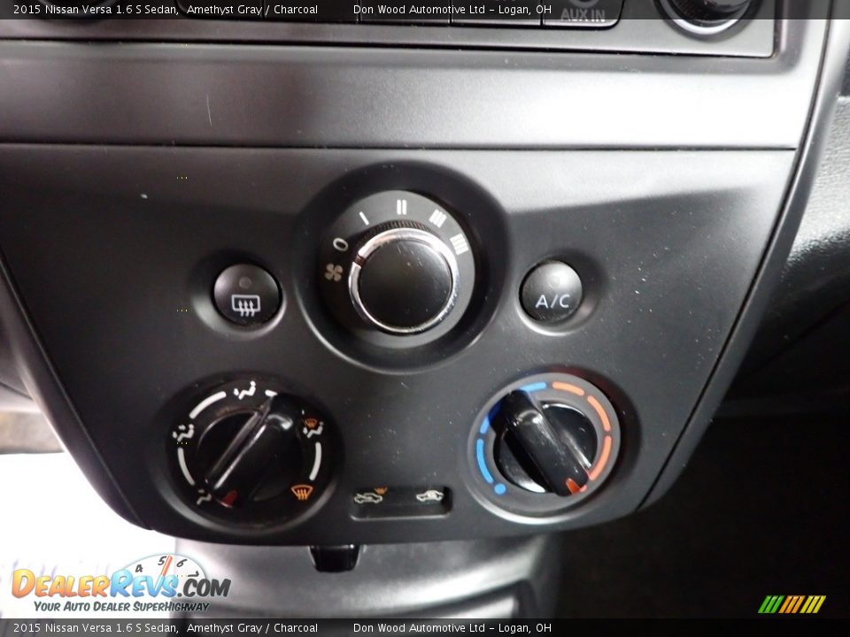 2015 Nissan Versa 1.6 S Sedan Amethyst Gray / Charcoal Photo #18