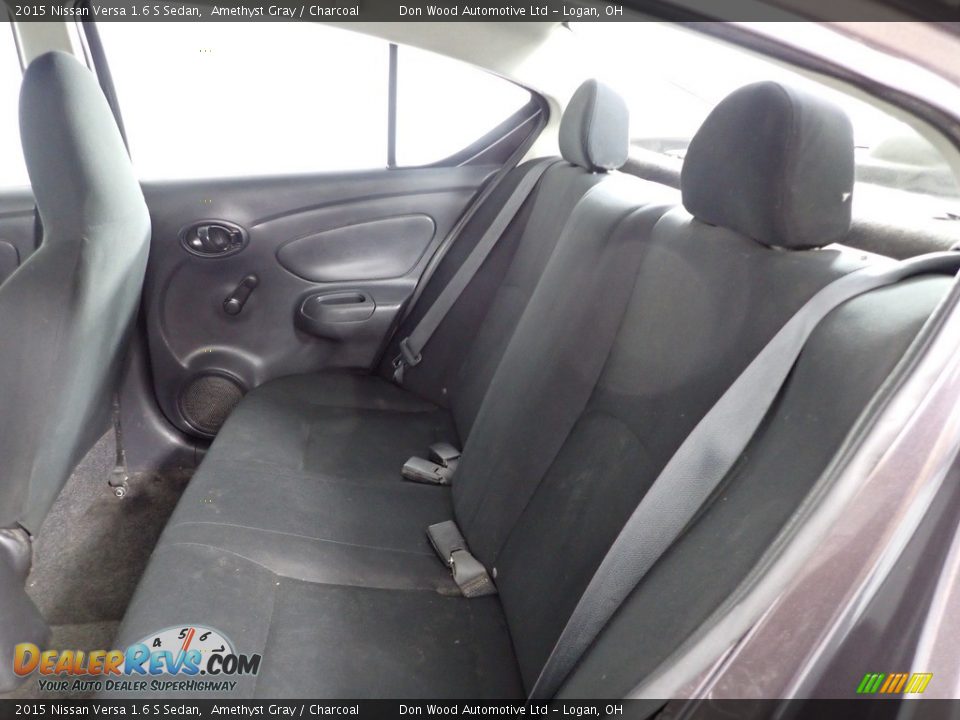 2015 Nissan Versa 1.6 S Sedan Amethyst Gray / Charcoal Photo #22