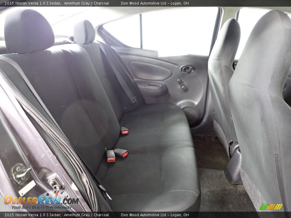2015 Nissan Versa 1.6 S Sedan Amethyst Gray / Charcoal Photo #27
