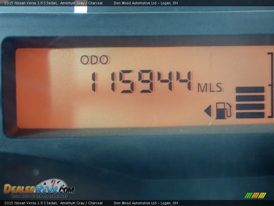 2015 Nissan Versa 1.6 S Sedan Amethyst Gray / Charcoal Photo #28