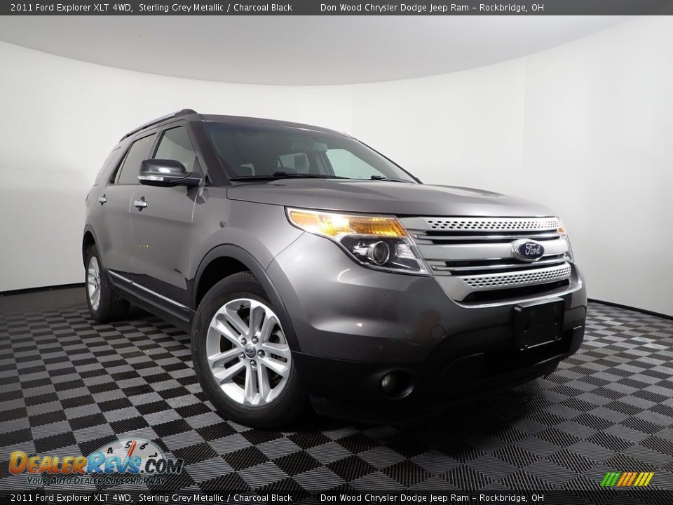 2011 Ford Explorer XLT 4WD Sterling Grey Metallic / Charcoal Black Photo #4