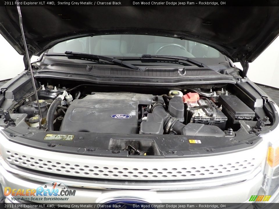2011 Ford Explorer XLT 4WD Sterling Grey Metallic / Charcoal Black Photo #8