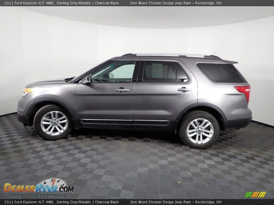2011 Ford Explorer XLT 4WD Sterling Grey Metallic / Charcoal Black Photo #10