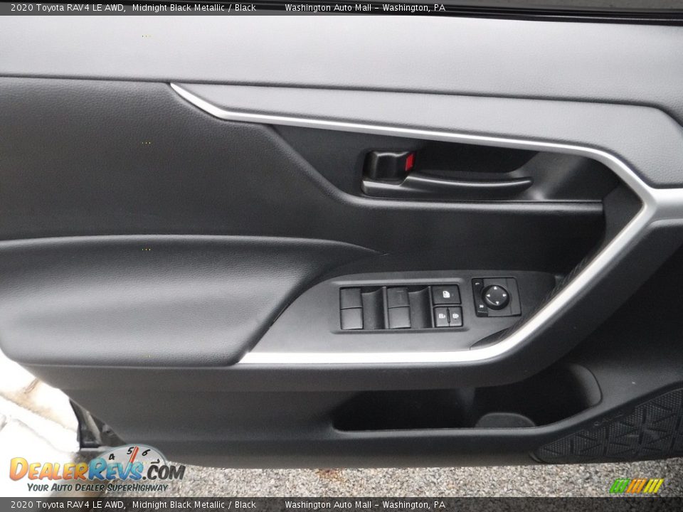 2020 Toyota RAV4 LE AWD Midnight Black Metallic / Black Photo #17