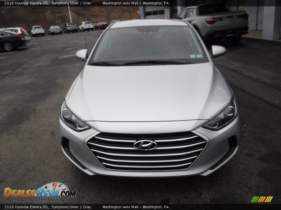 2018 Hyundai Elantra SEL Symphony Silver / Gray Photo #4